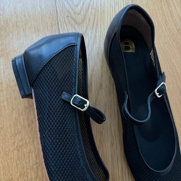 Black Mesh Flats - Picture 2 of 4